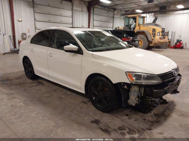  Salvage Volkswagen Jetta