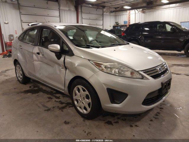  Salvage Ford Fiesta