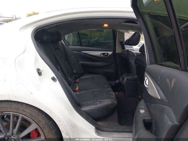 INFINITI Q50 3.0t Luxe Image 9