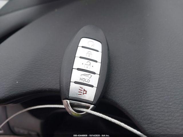 INFINITI Q50 3.0t Luxe Image 12