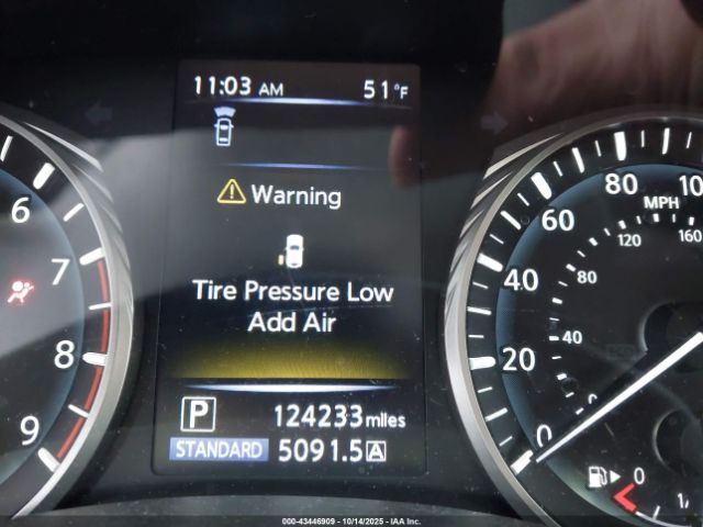 INFINITI Q50 3.0t Luxe Image 16