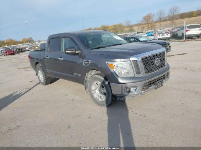  Salvage Nissan Titan