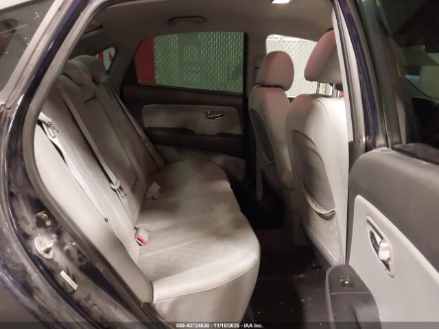 Hyundai ELANTRA Blue Image 7