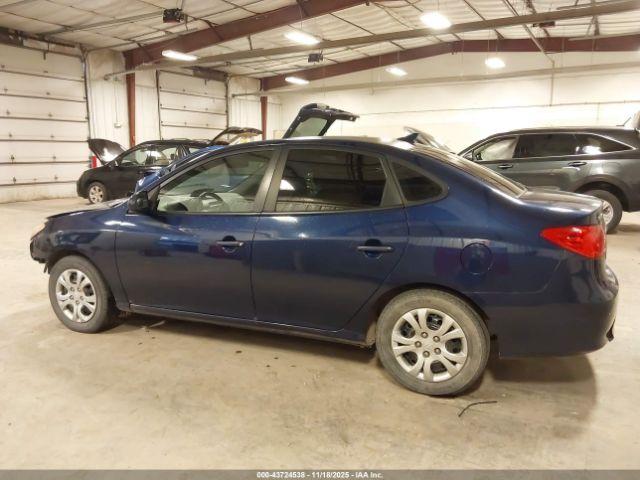 Hyundai ELANTRA Blue Image 15