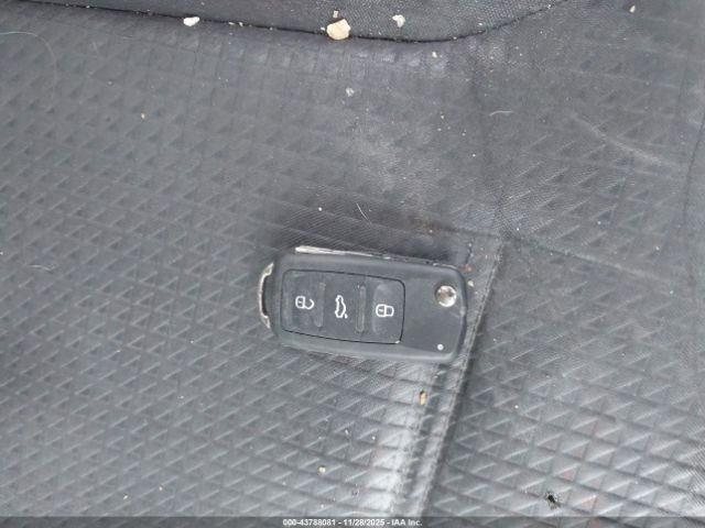 Volkswagen Jetta 1.4t S Image 12