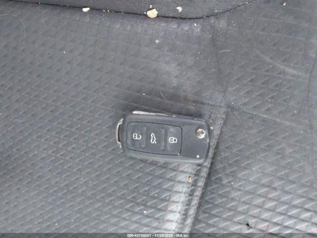 Volkswagen Jetta 1.4t S Image 12