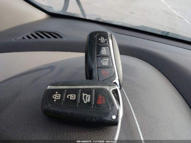 Hyundai SANTA FE Sport 2.0t Image 13