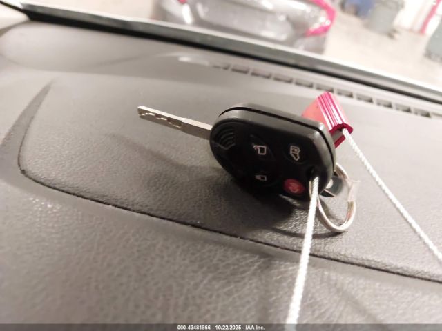 Ford Transit Xlt Image 15