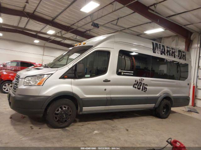 Ford Transit Xlt Image 7