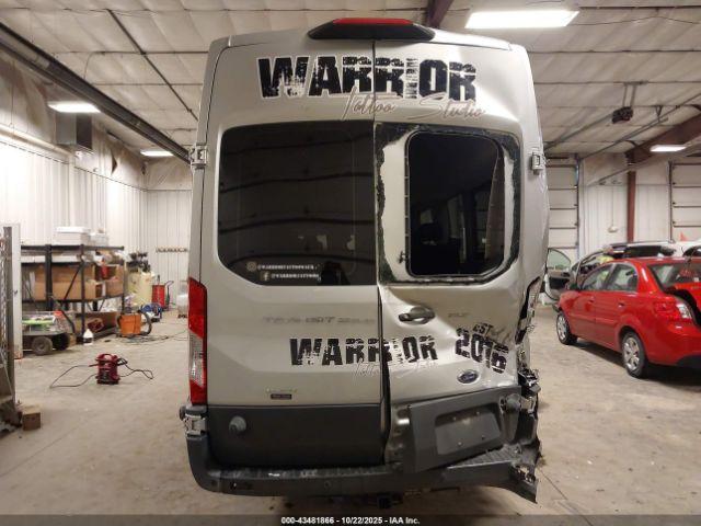 Ford Transit Xlt Image 9