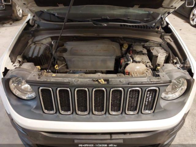Jeep Renegade Latitude Image 16