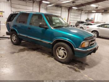  Salvage Chevrolet Blazer