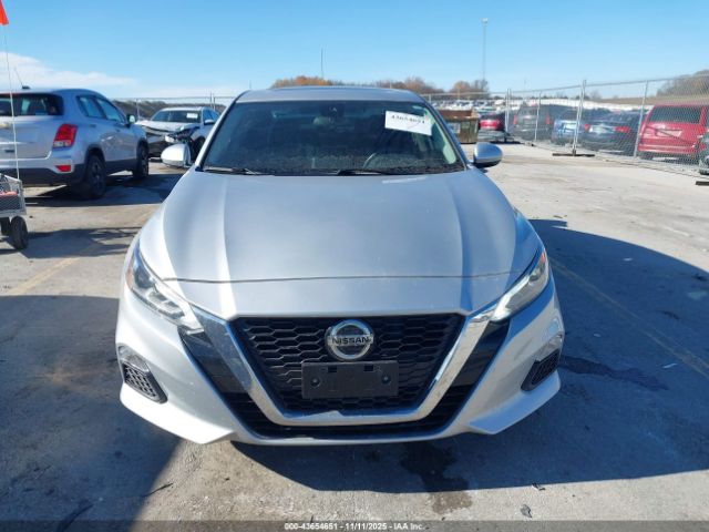 Nissan Altima Sv Intelligent Awd Image 7