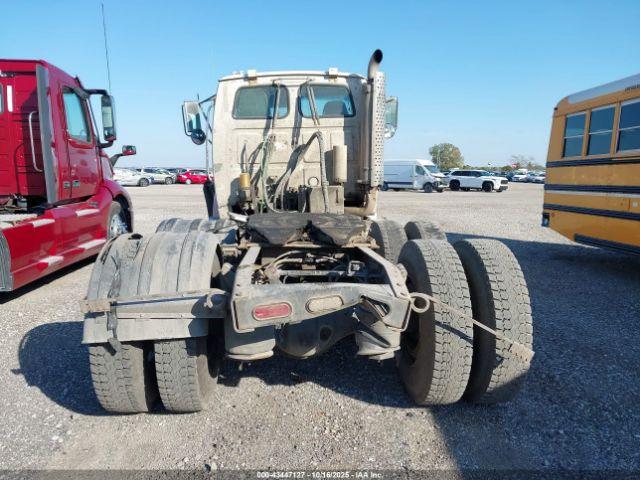 Sterling Truck At 9500 Image 11