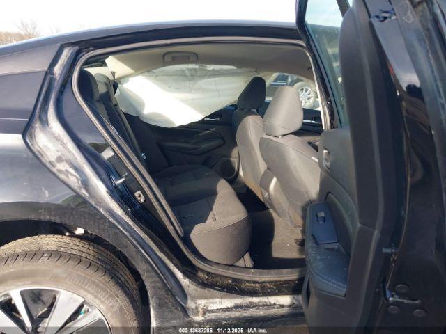 Nissan Altima Sv Intelligent Awd Image 4