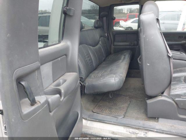 Chevrolet Silverado 1500 Lt Image 8