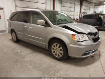  Salvage Chrysler Town & Country