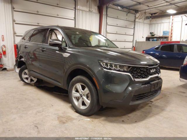  Salvage Kia Sorento
