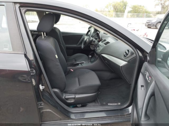 Mazda Mazda3 I Touring Image 3