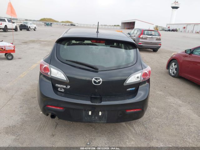 Mazda Mazda3 I Touring Image 8