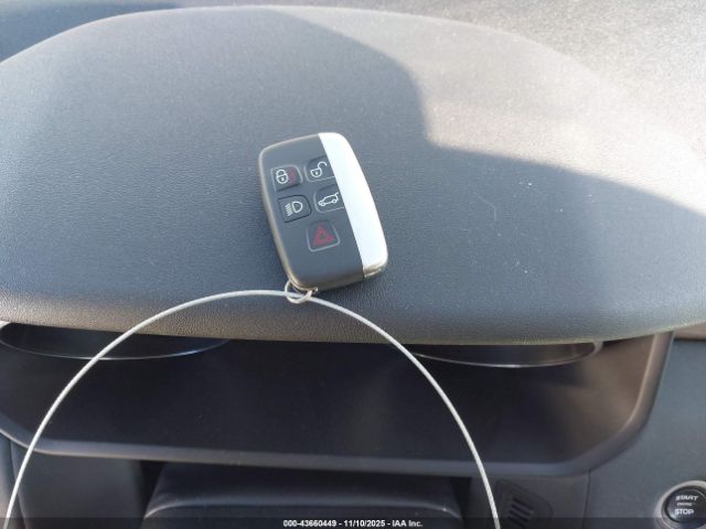 Land Rover Discovery Hse Image 14