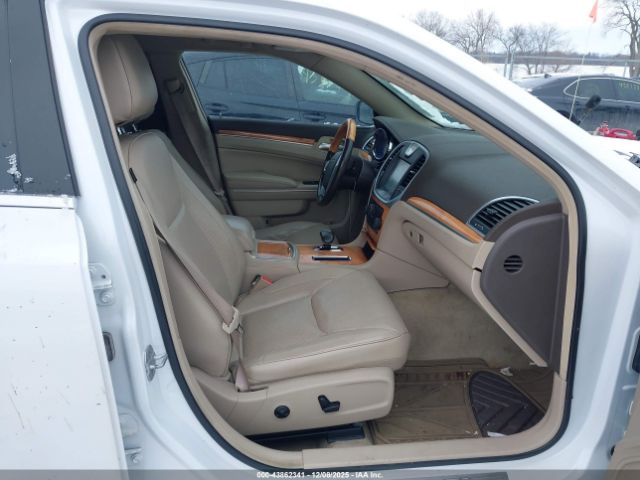 Chrysler 300 Limited Image 5