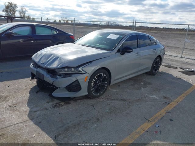 Kia K5 Gt-line Image 16