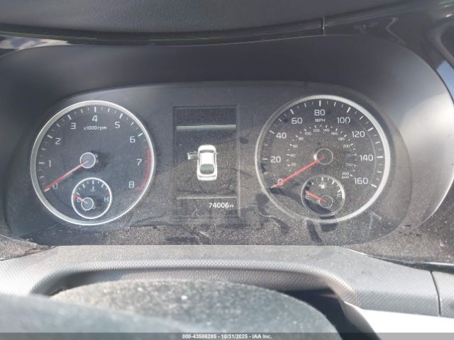 Kia K5 Gt-line Image 13