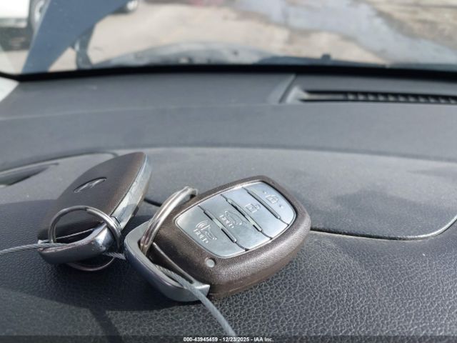 Hyundai TUCSON Sport Image 15