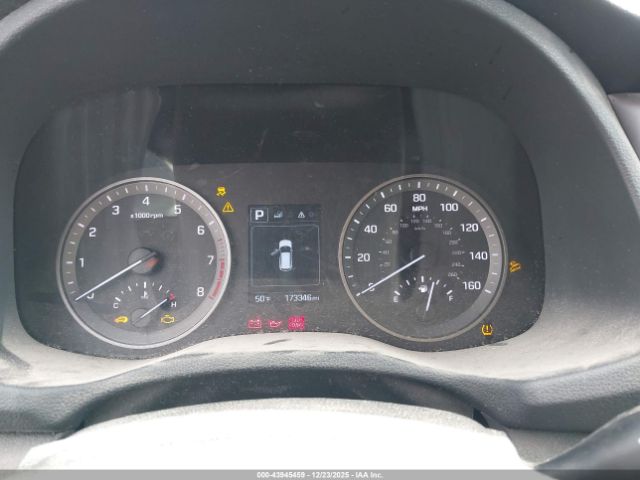 Hyundai TUCSON Sport Image 14