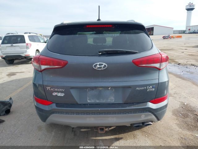 Hyundai TUCSON Sport Image 17