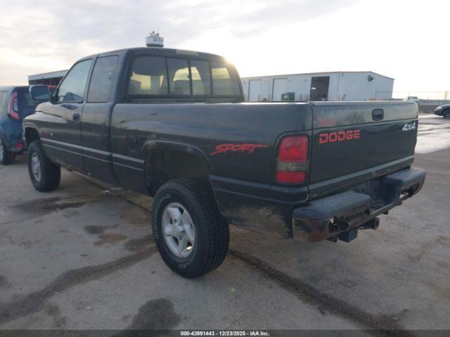 Dodge Ram 1500 St Image 10