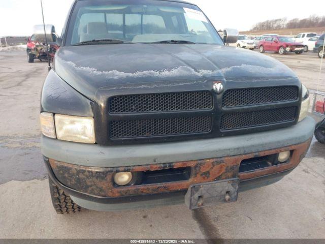 Dodge Ram 1500 St Image 8