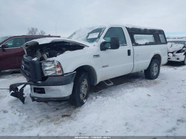 Ford F-250 Image 12