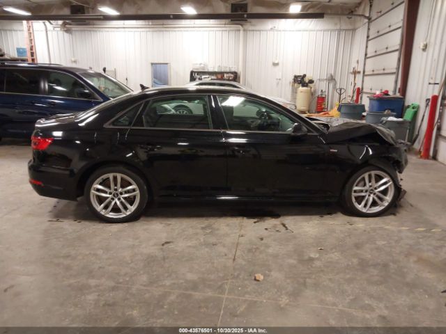 Audi A4 2.0t Season Of Audi Premium Image 14