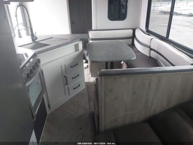 Forest River Puma Image 19