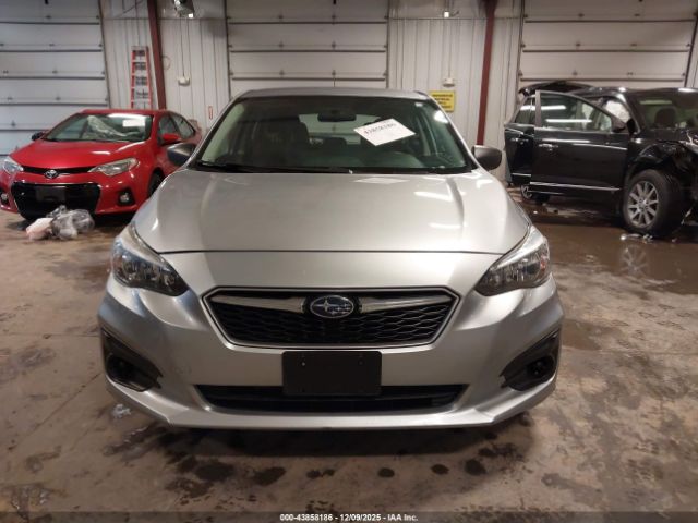 Subaru Impreza 2.0i Image 7