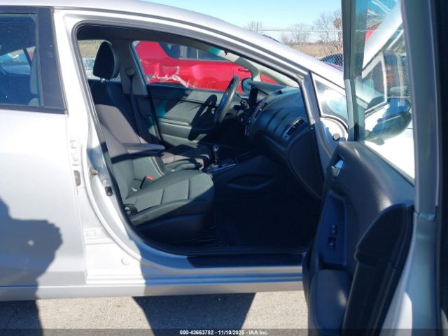 Kia Forte Lx Image 2