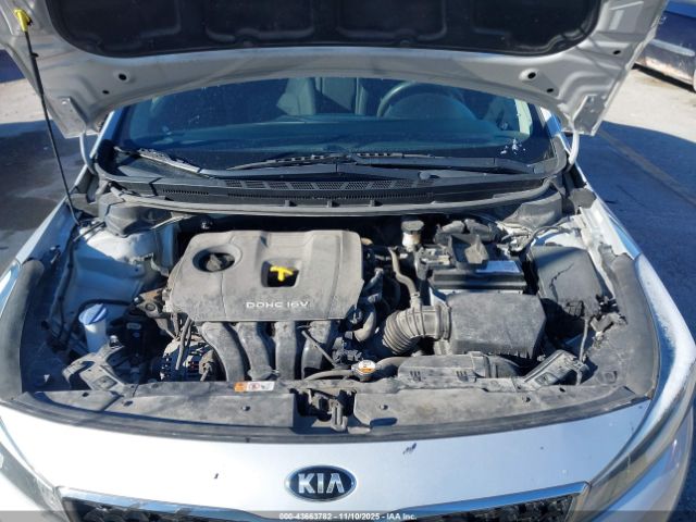 Kia Forte Lx Image 11