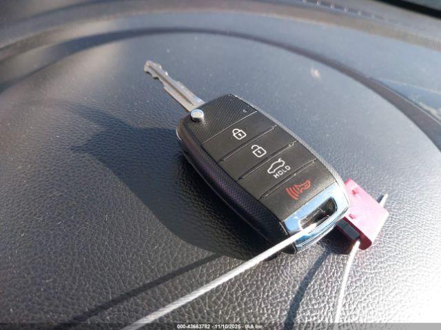 Kia Forte Lx Image 10