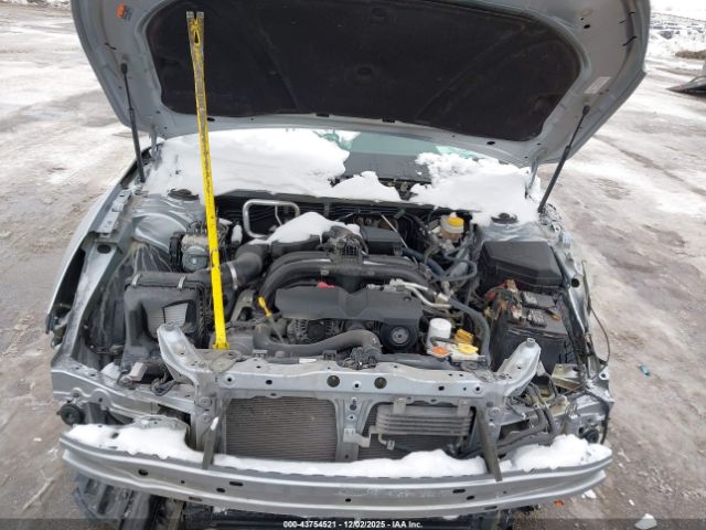 Subaru Outback 2.5i Limited Image 9