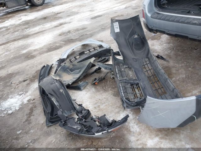 Subaru Outback 2.5i Limited Image 11