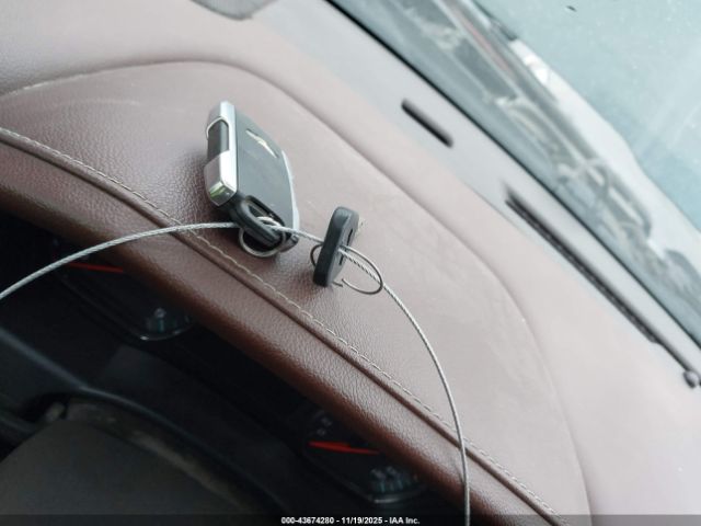 Chevrolet Silverado 2500 High Country Image 11