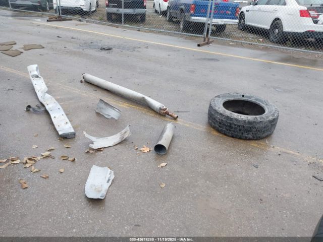 Chevrolet Silverado 2500 High Country Image 9