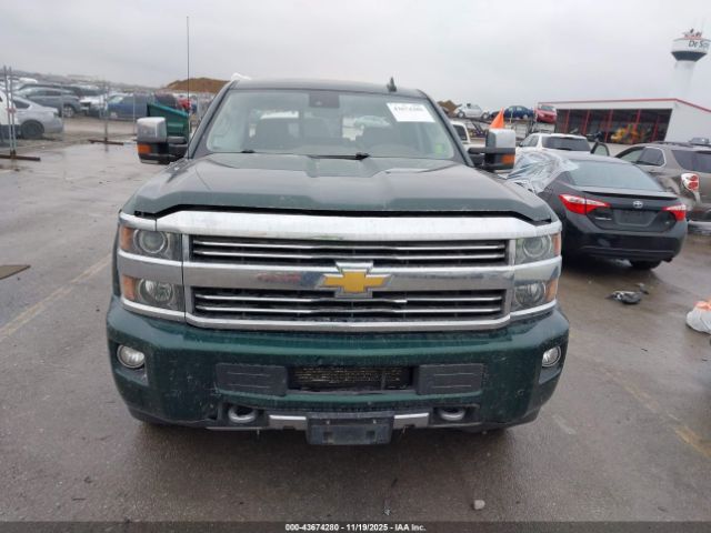 Chevrolet Silverado 2500 High Country Image 12