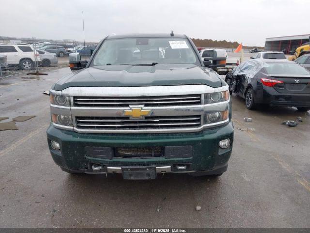 Chevrolet Silverado 2500 High Country Image 15