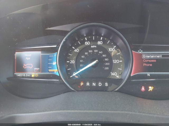 Ford Explorer Xlt Image 12