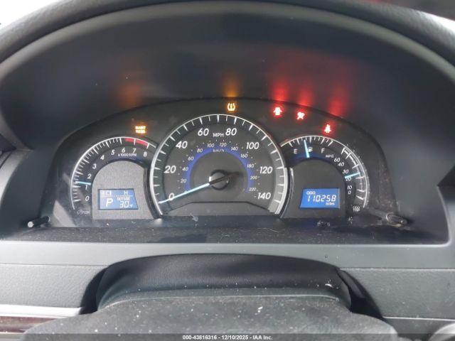 Toyota Camry Xle V6 Image 5