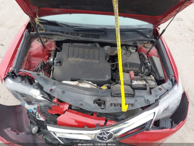 Toyota Camry Xle V6 Image 16