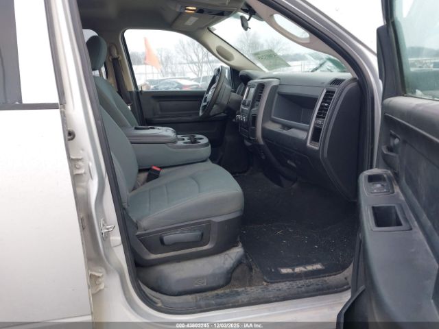 Ram 1500 Express  4x4 6'4 Box Image 15